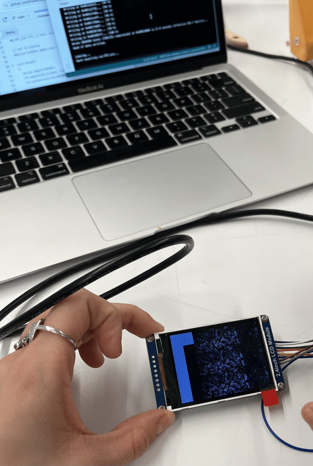 Screen setup detail